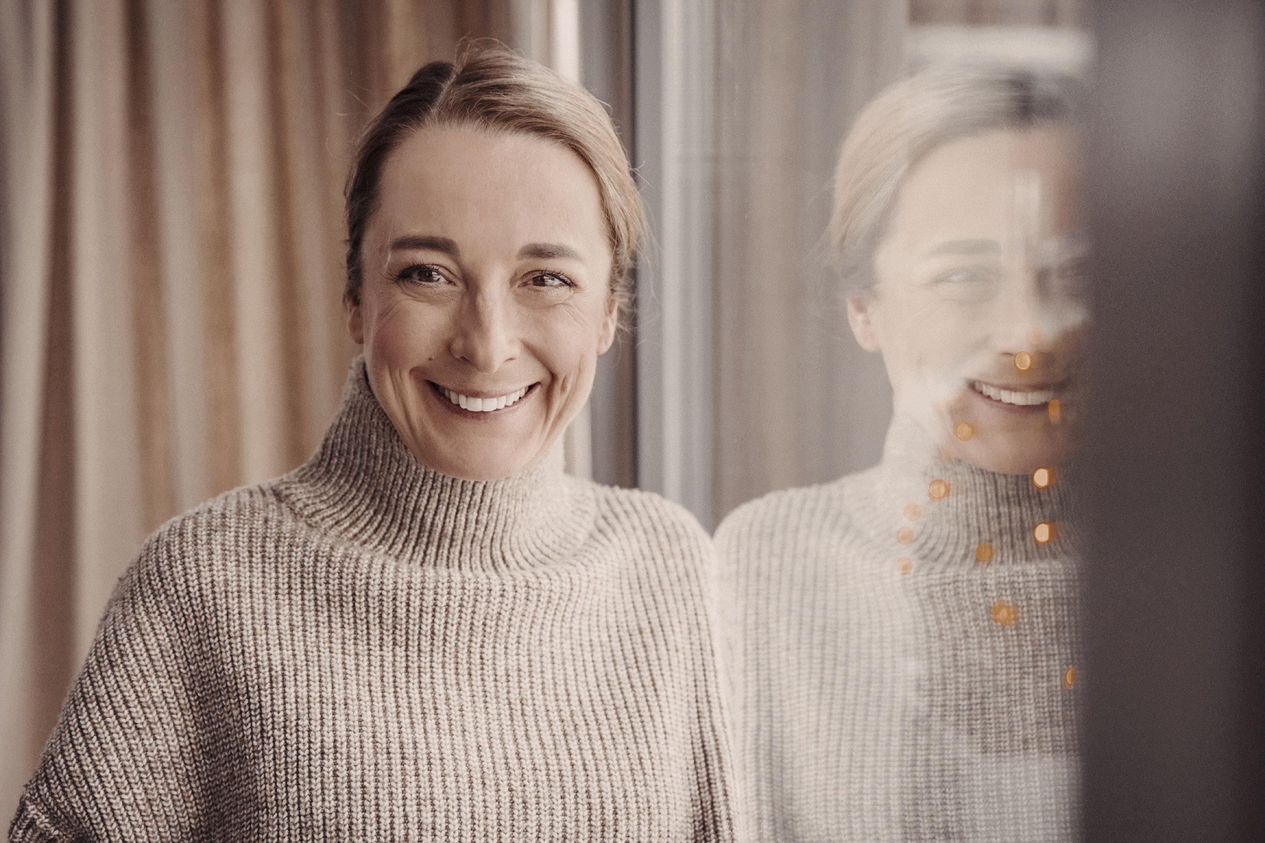 Kontakt Banner Hemma Marenzi Portrait